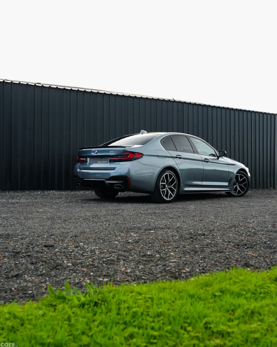 BMW 5-Series Saloon, Diesel, 2021, Blue