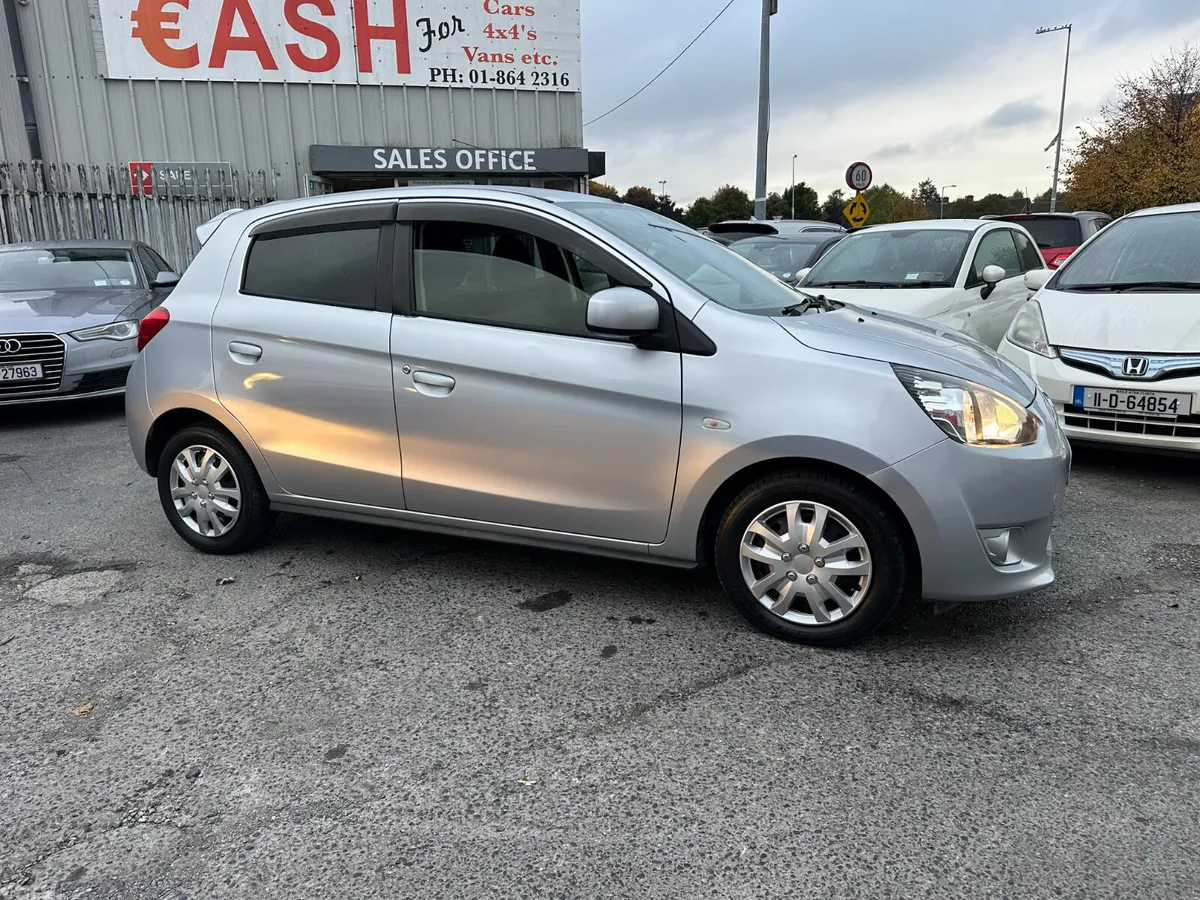 Mitsubishi Mirage Hatchback, Petrol, 2014, Silver