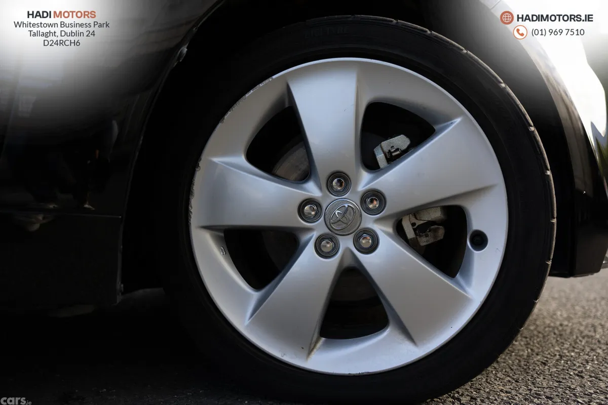 Toyota Corolla Saloon, Petrol Hybrid, 2023, Black