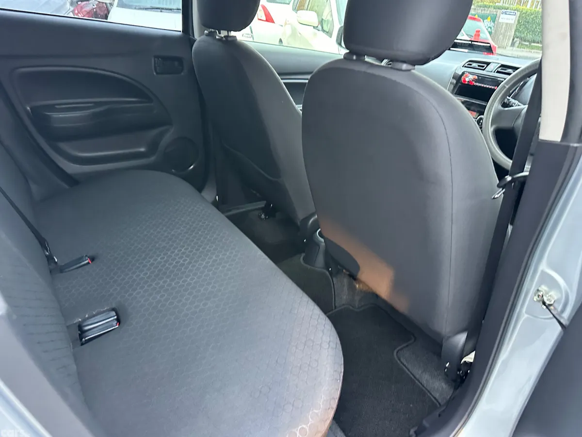 Hyundai i10 Hatchback, Petrol, 2014, Silver