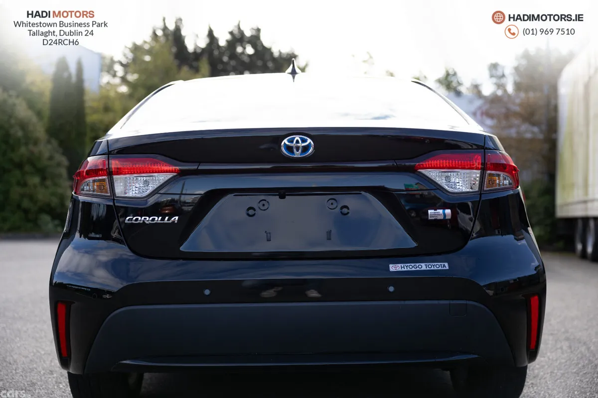 Toyota Corolla Saloon, Petrol Hybrid, 2023, Black