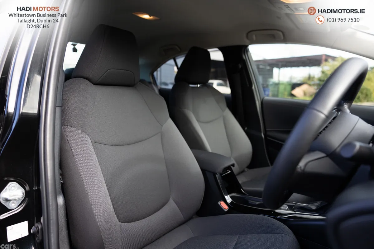 Toyota Corolla Saloon, Petrol Hybrid, 2023, Black