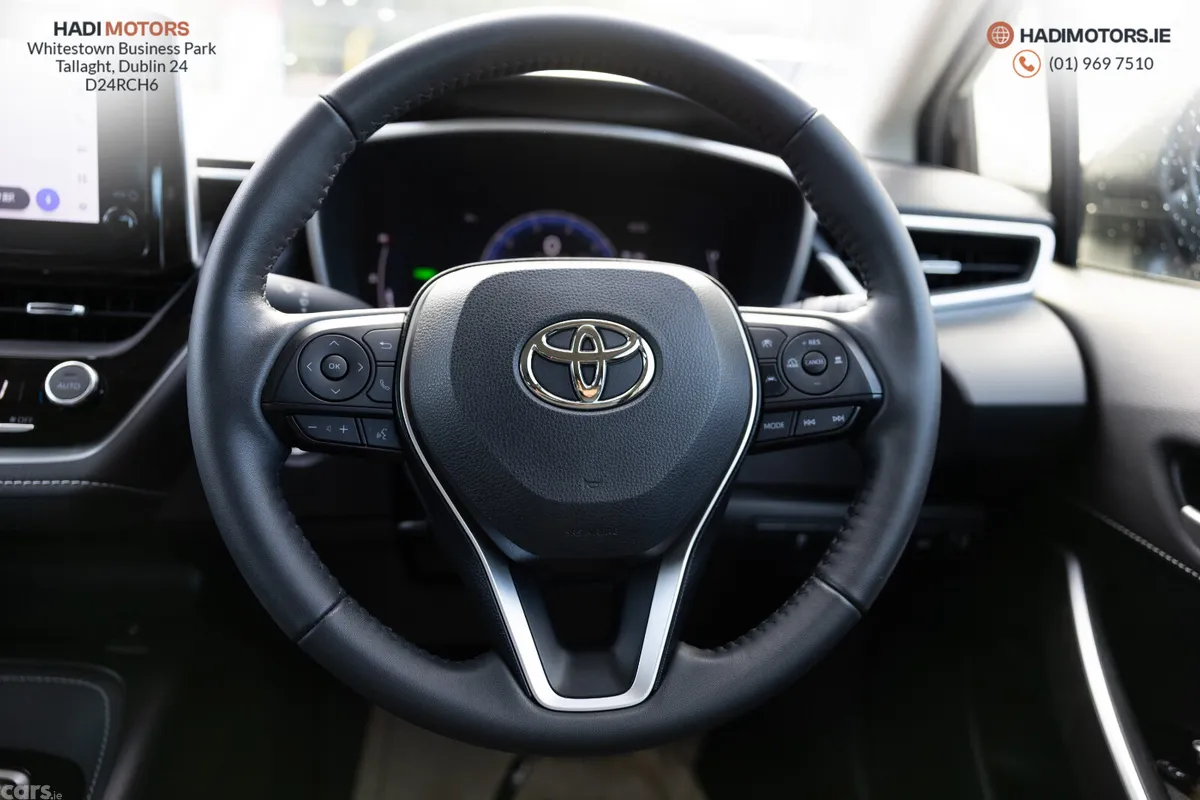 Toyota Corolla Saloon, Petrol Hybrid, 2023, Black