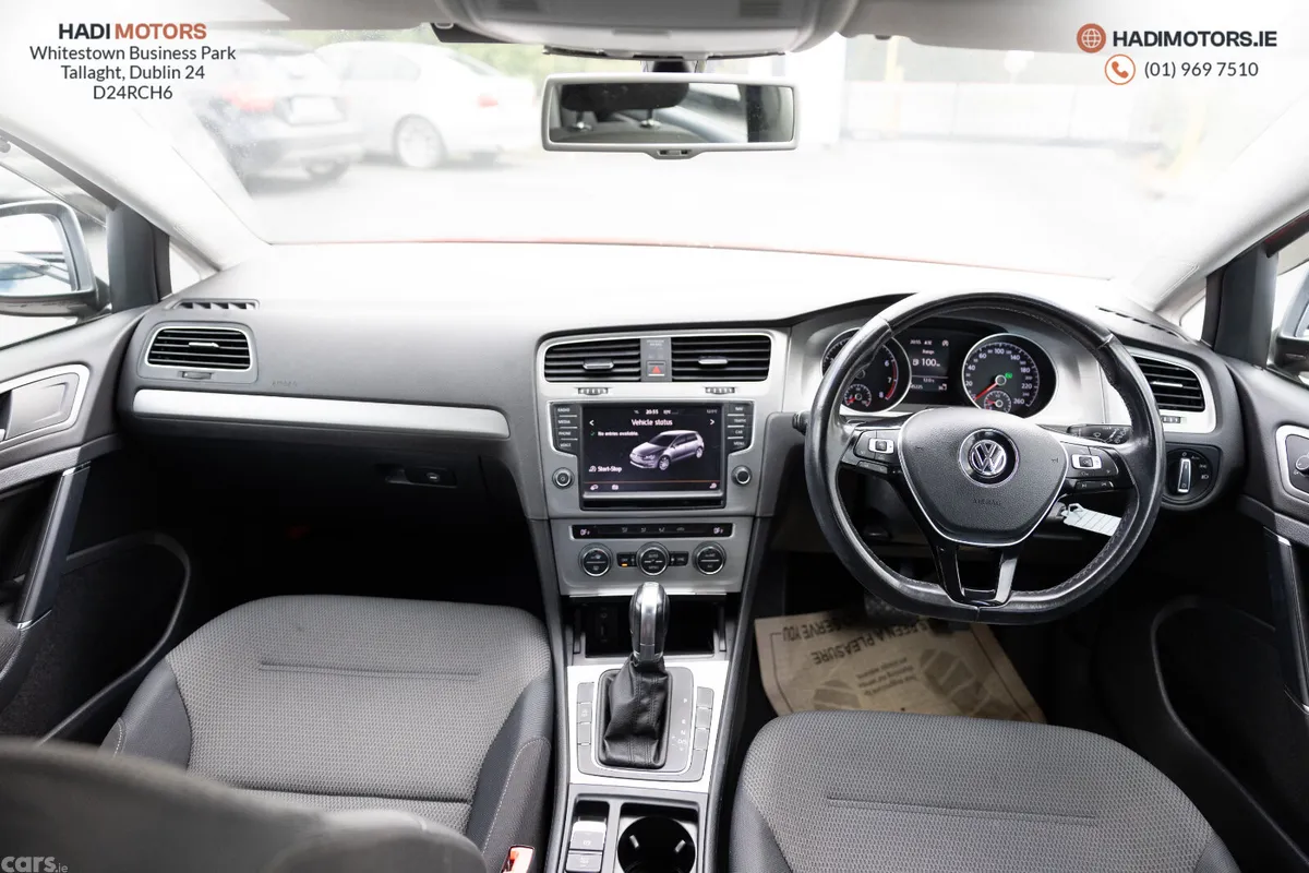 Volkswagen Golf Hatchback, Petrol, 2015, Red
