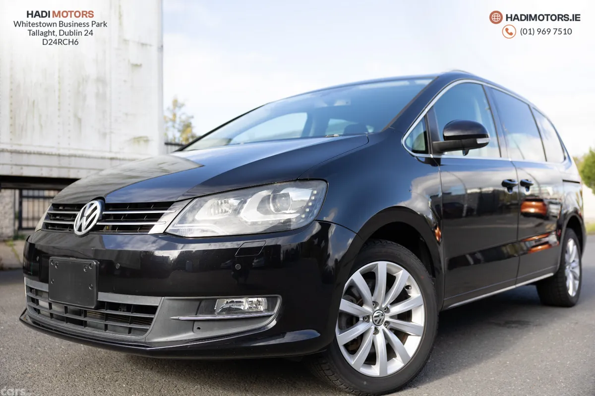 Volkswagen Sharan MPV, Petrol, 2011, Black