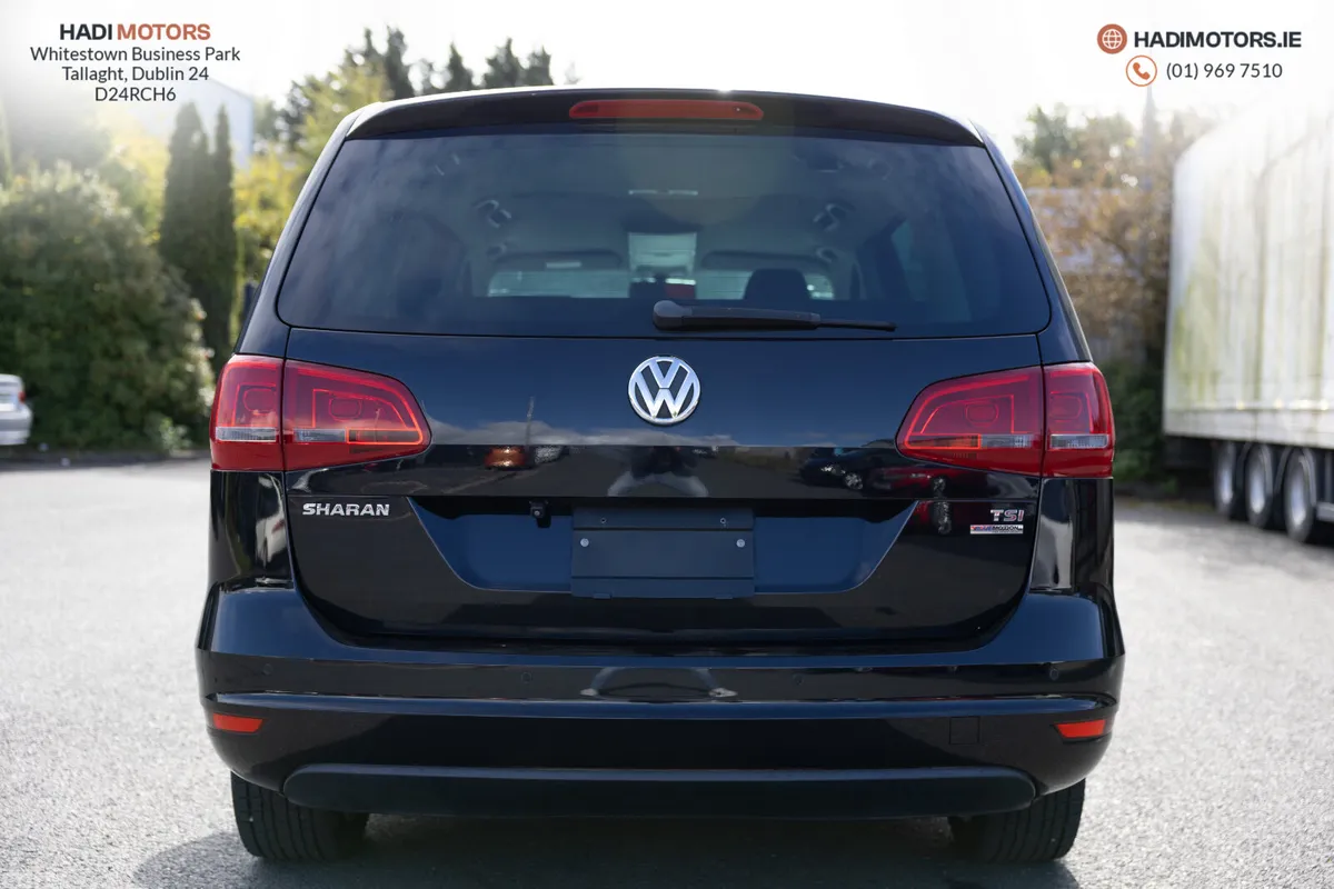 Volkswagen Sharan MPV, Petrol, 2011, Black