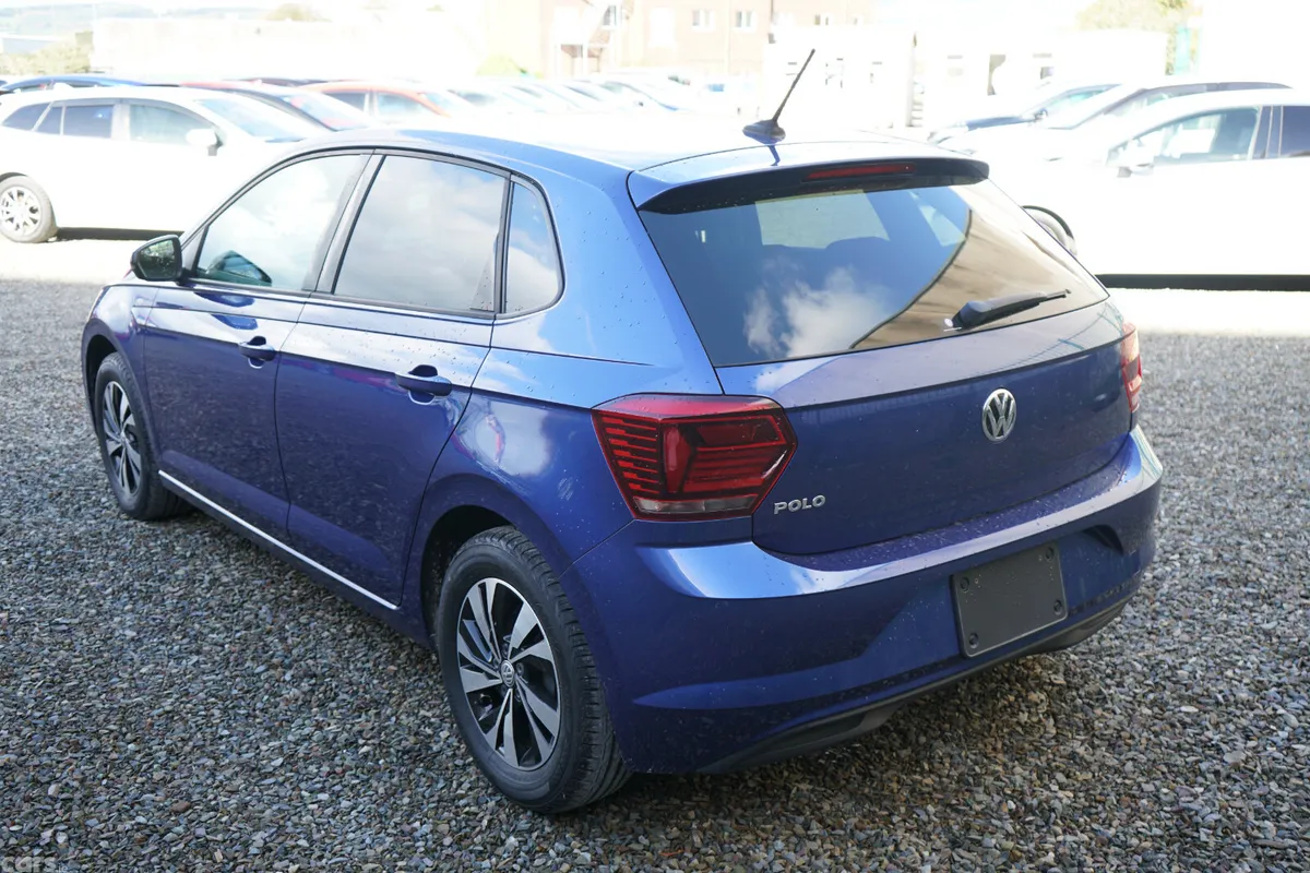 Volkswagen Polo Hatchback, Petrol, 2018, Blue