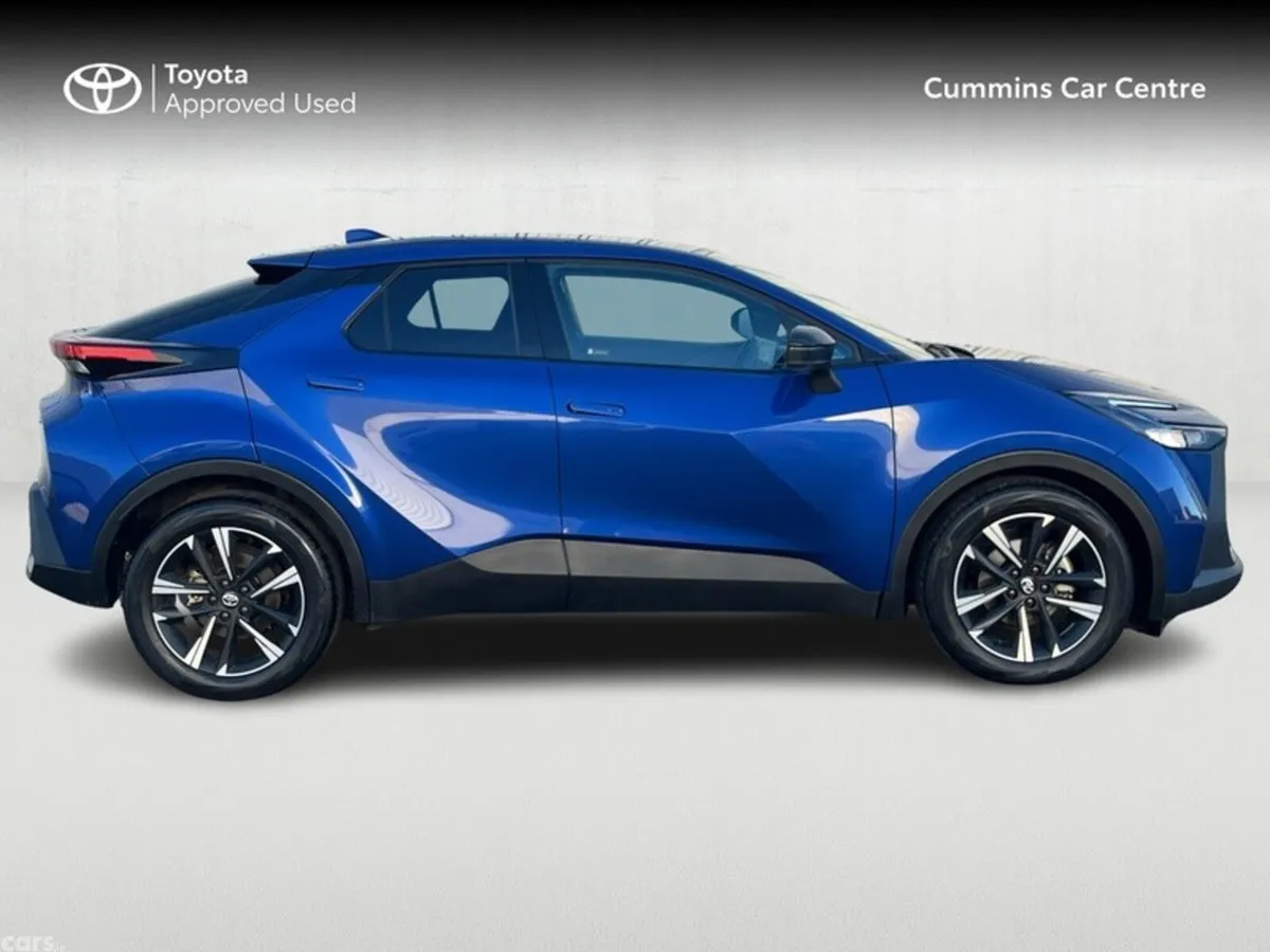 Toyota C-HR SUV, Petrol Hybrid, 2026, Blue