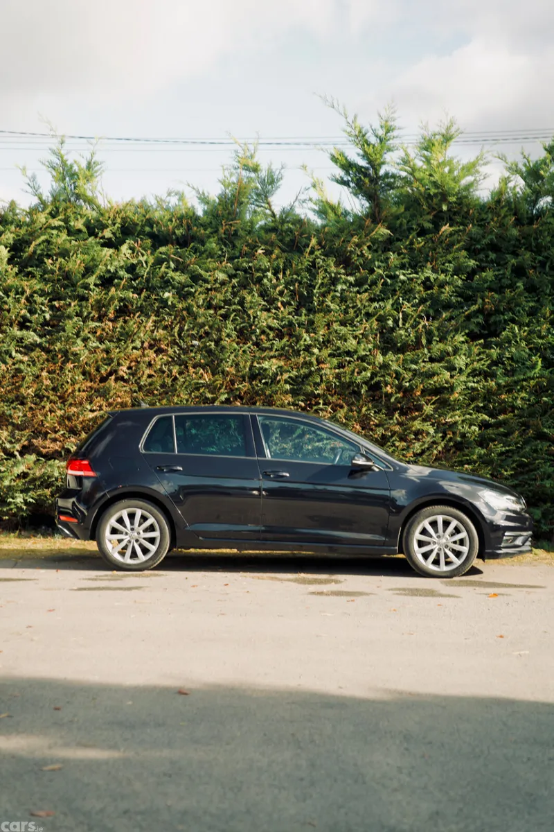 Volkswagen Golf Hatchback, Petrol, 2018, Black