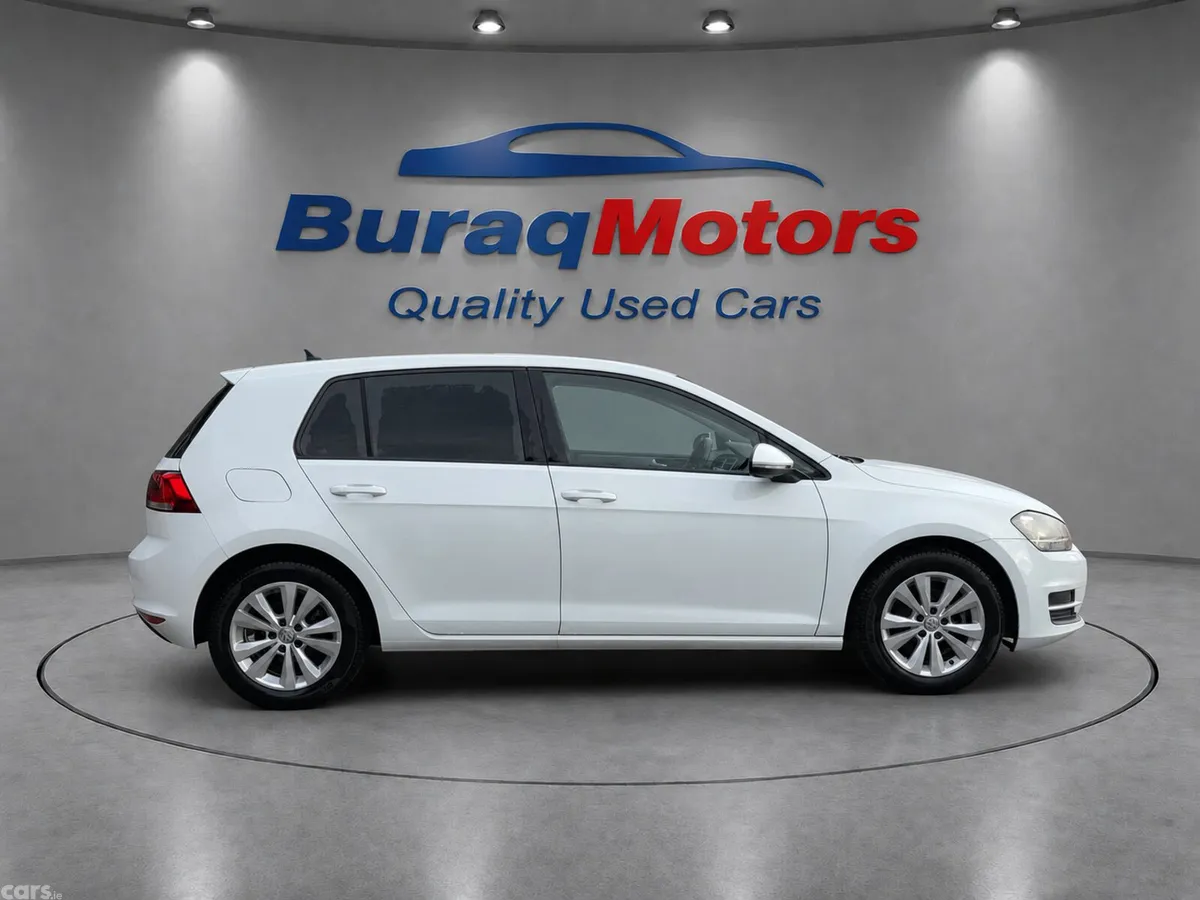Volkswagen Golf Hatchback, Petrol, 2014, White