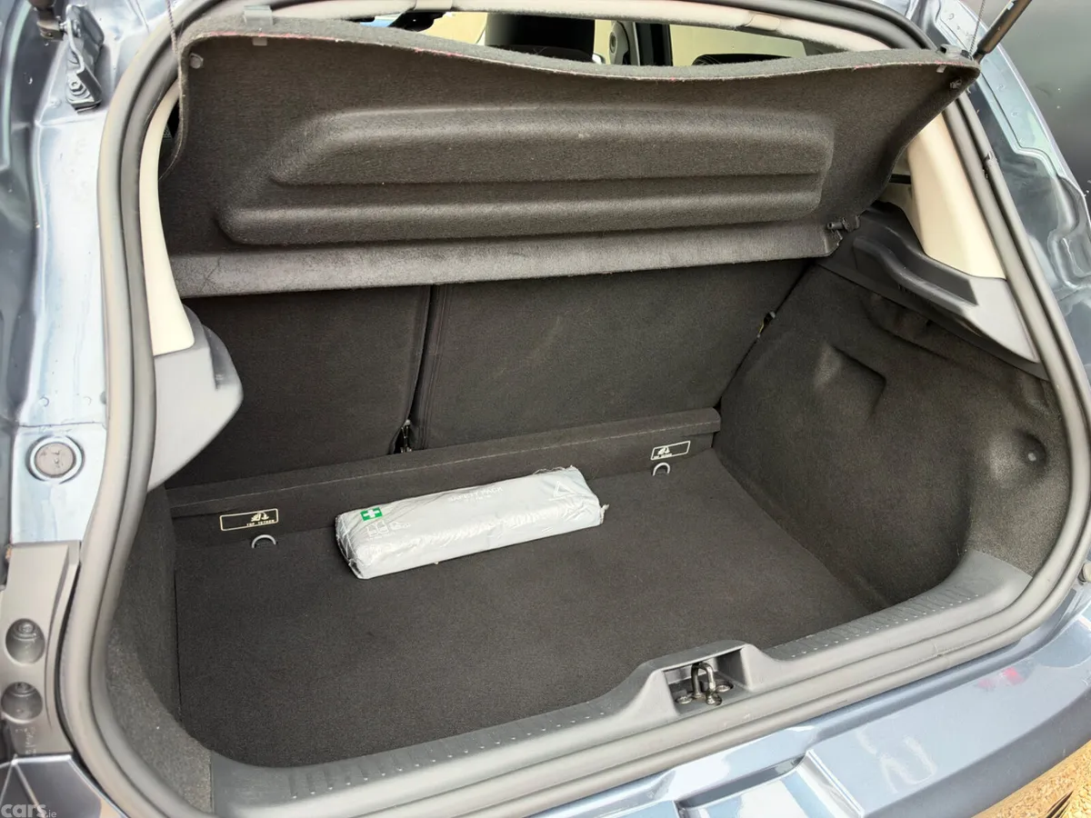 Renault Clio Hatchback, Petrol, 2018, Grey