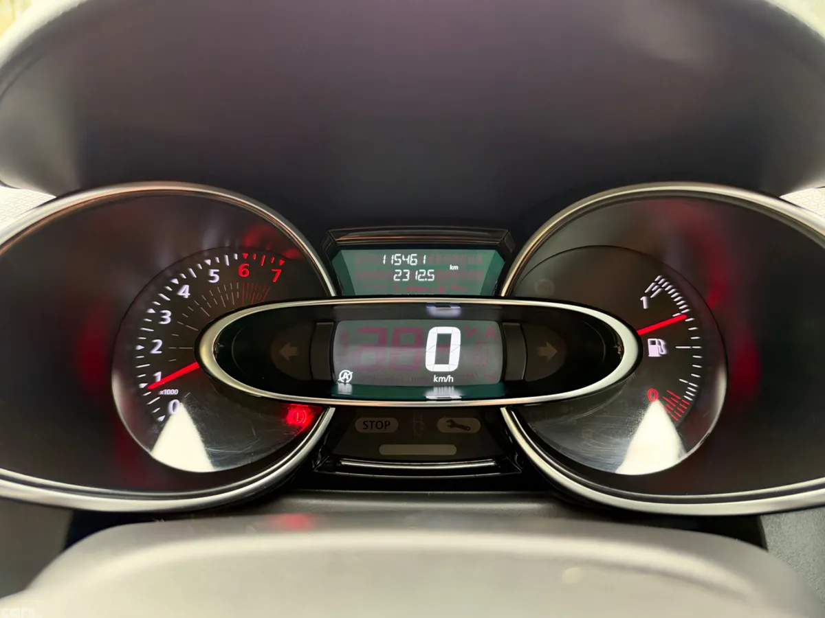 Renault Clio Hatchback, Petrol, 2018, Grey