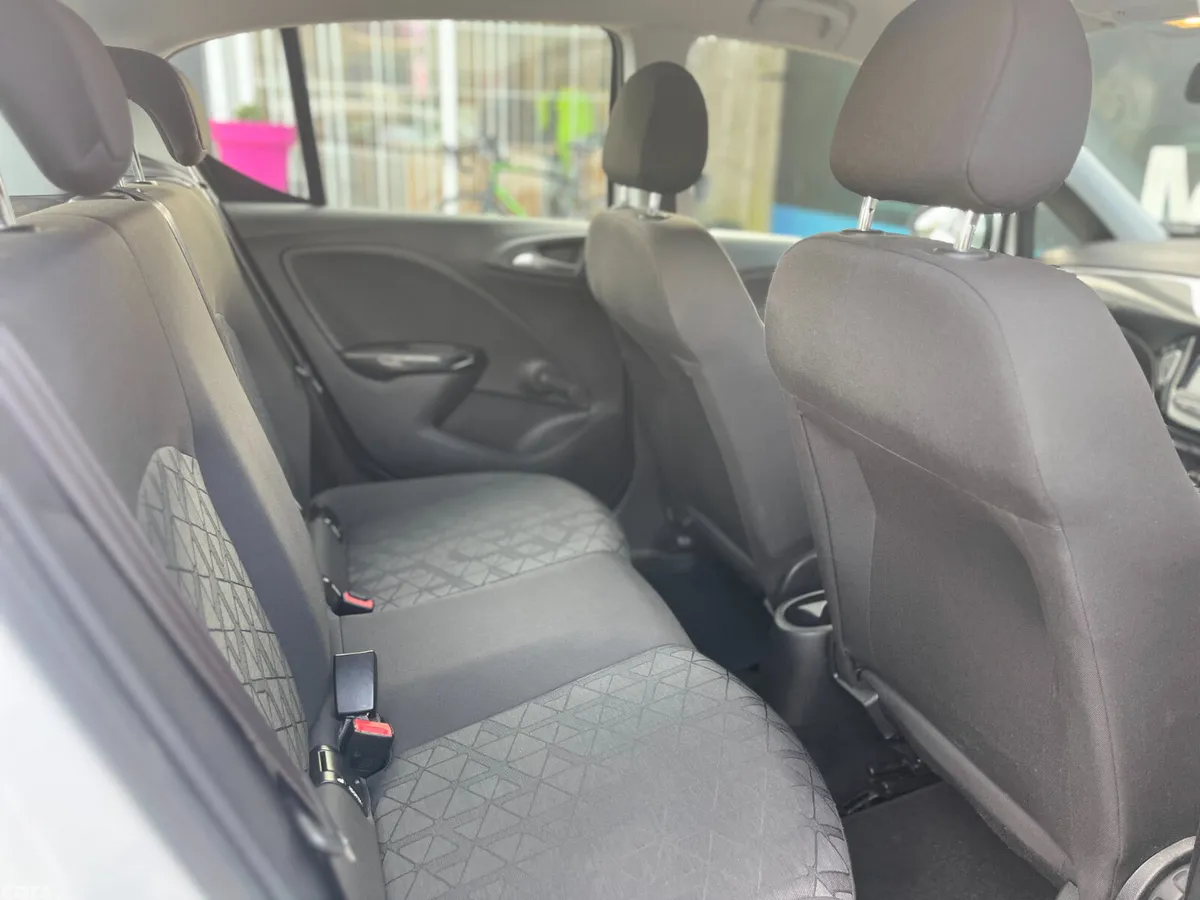 Opel Corsa Hatchback, Petrol, 2019, White