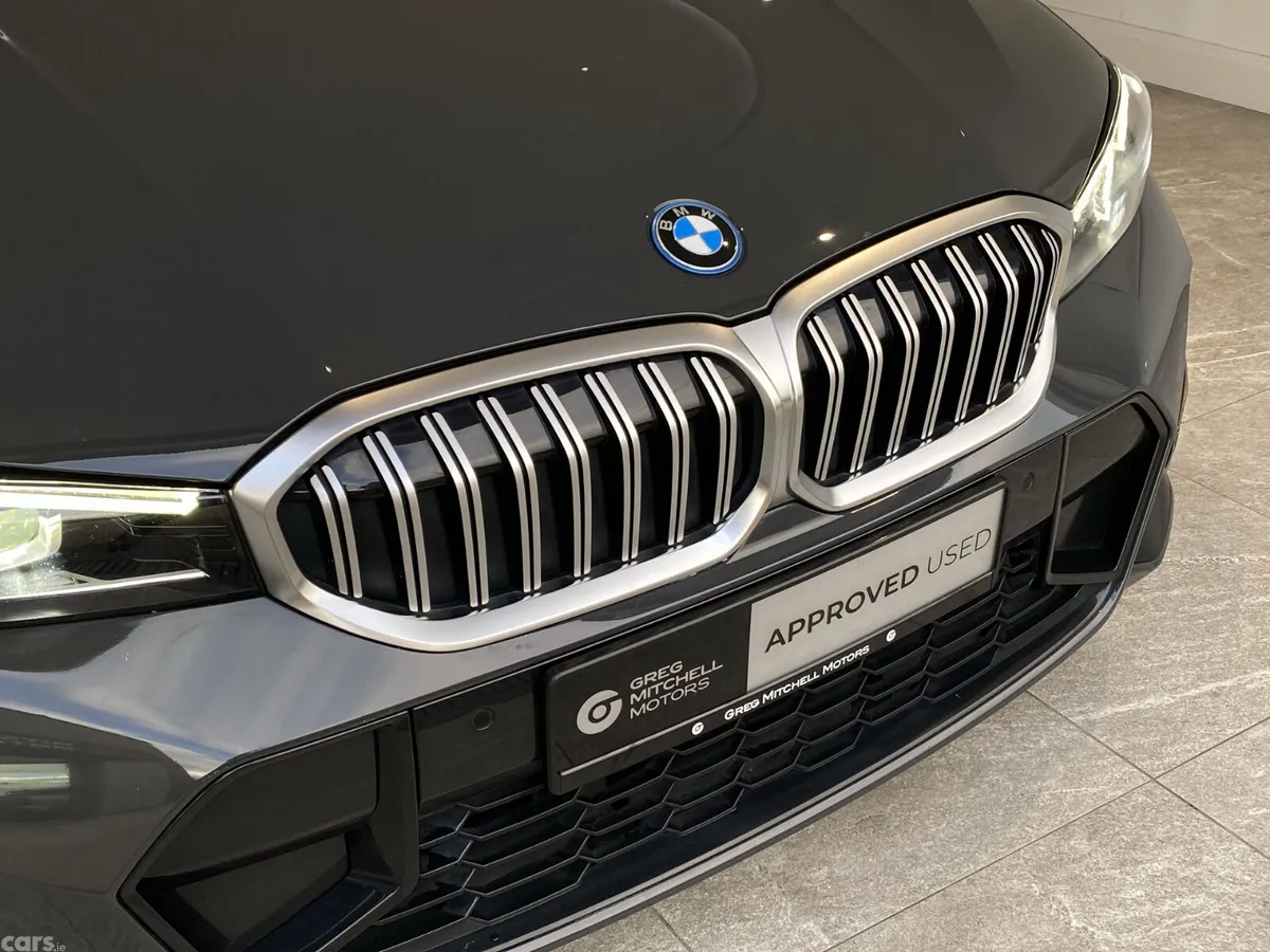BMW 3-Series Saloon, Petrol Hybrid, 2023, Grey