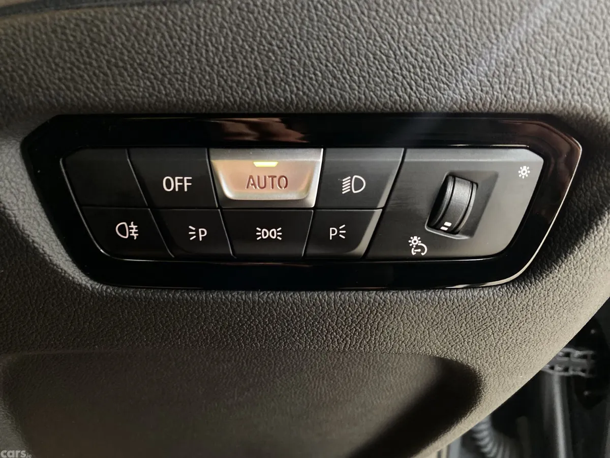 BMW 3-Series Saloon, Petrol Hybrid, 2023, Grey
