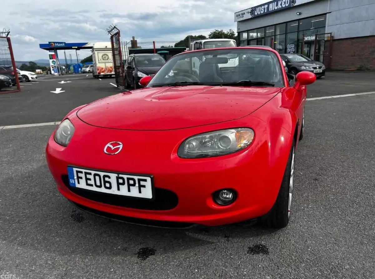 Mazda MX-5 Coupe, Petrol, 2006, Red