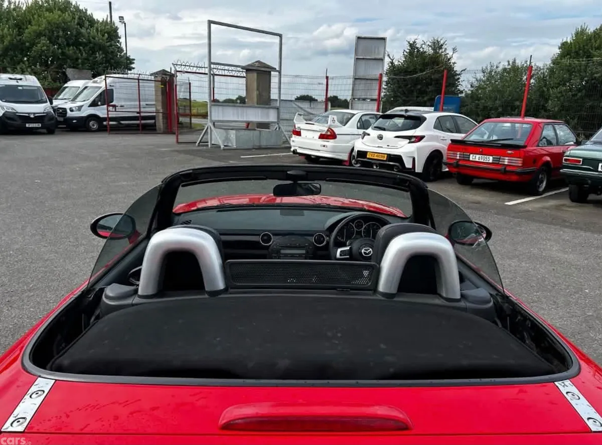 Mazda MX-5 Coupe, Petrol, 2006, Red