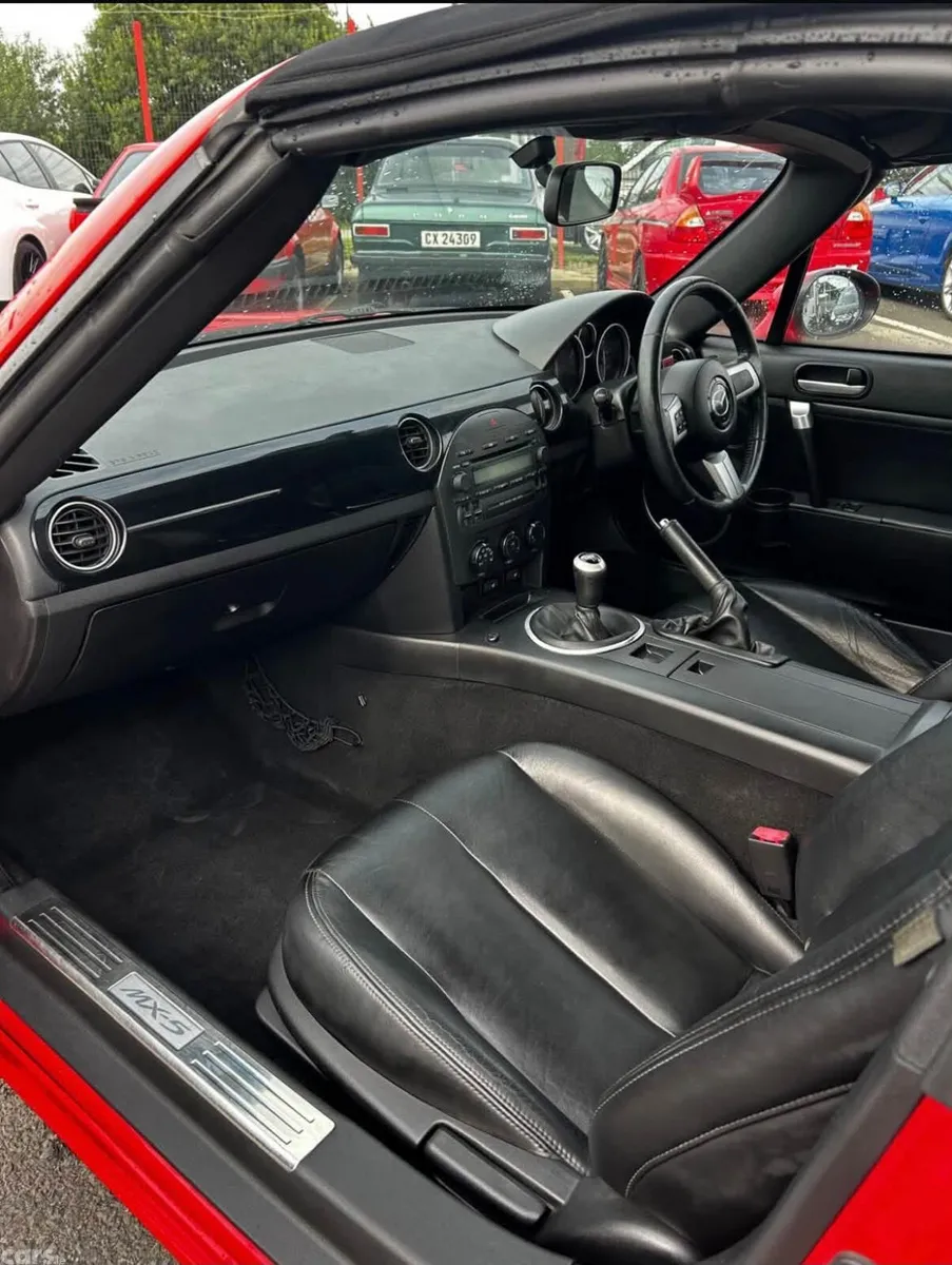 Mazda MX-5 Coupe, Petrol, 2006, Red