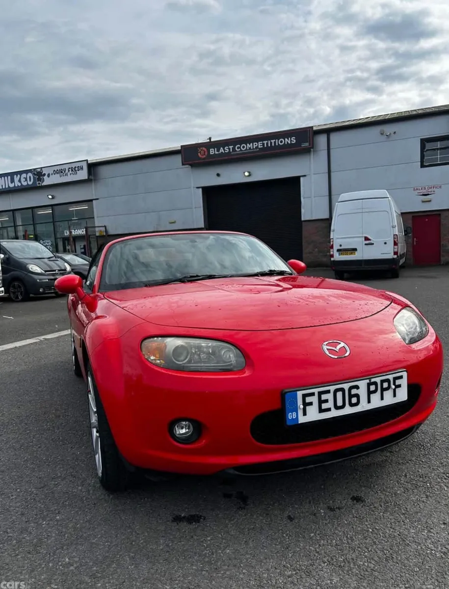 Mazda MX-5 Coupe, Petrol, 2006, Red