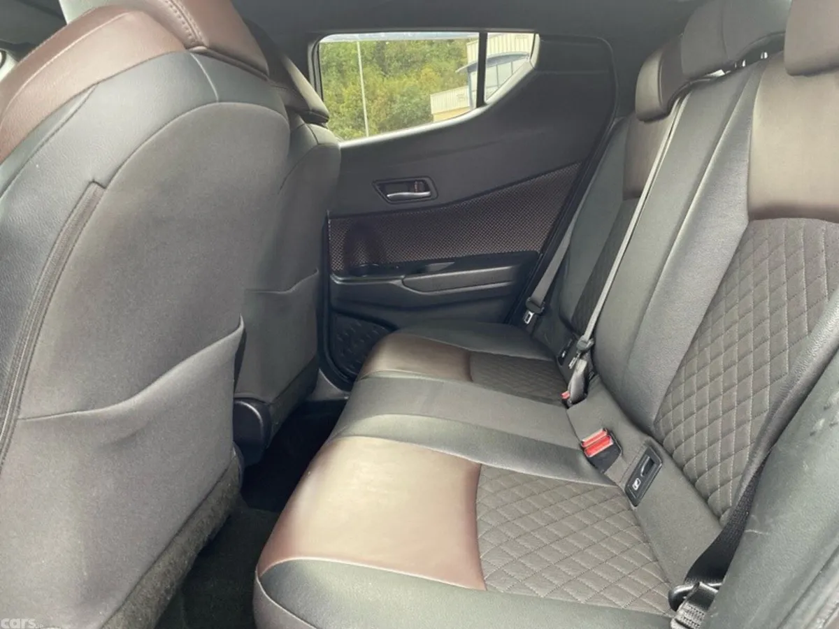 Toyota C-HR SUV, Petrol Hybrid, 2018, Grey