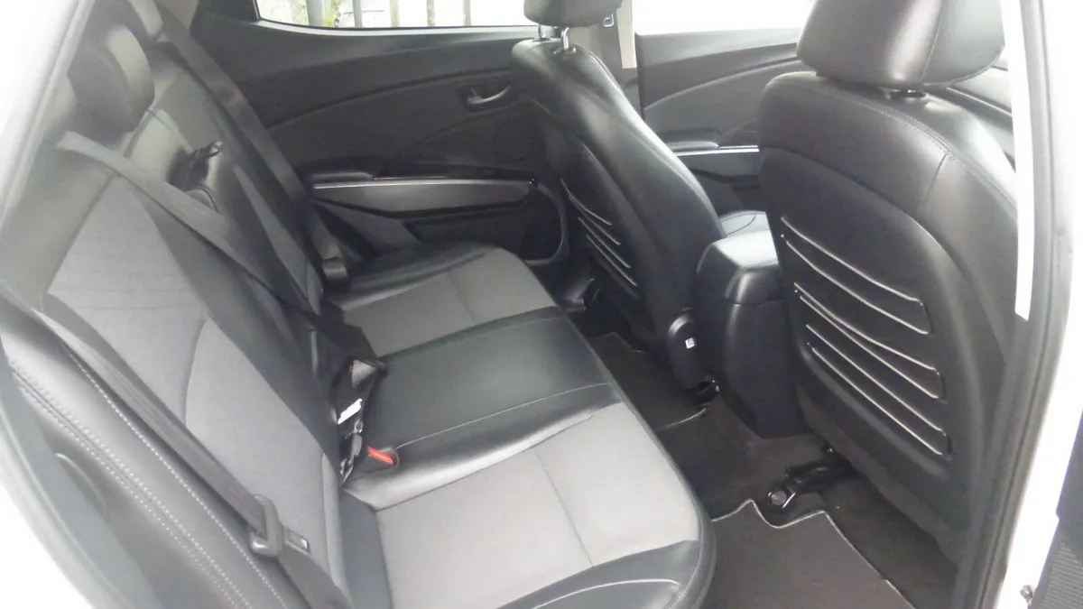 SsangYong Tivoli SUV, Petrol, 2022, White