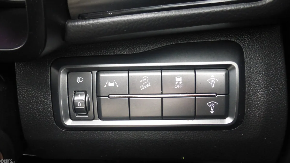 SsangYong Tivoli SUV, Petrol, 2022, White