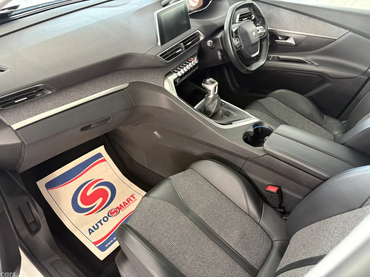Peugeot 3008 Hatchback, Diesel, 2019, White