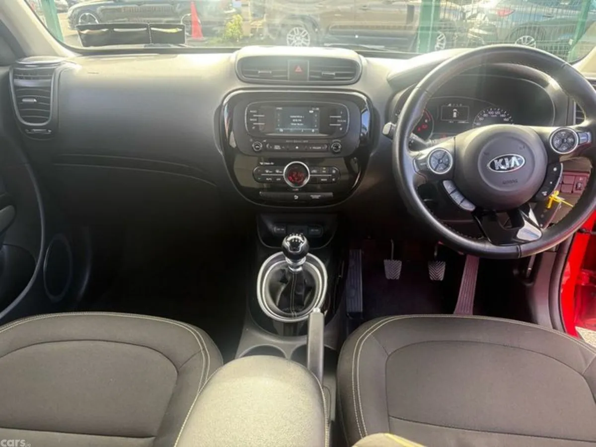 Kia Soul Hatchback, Diesel, 2014, Red