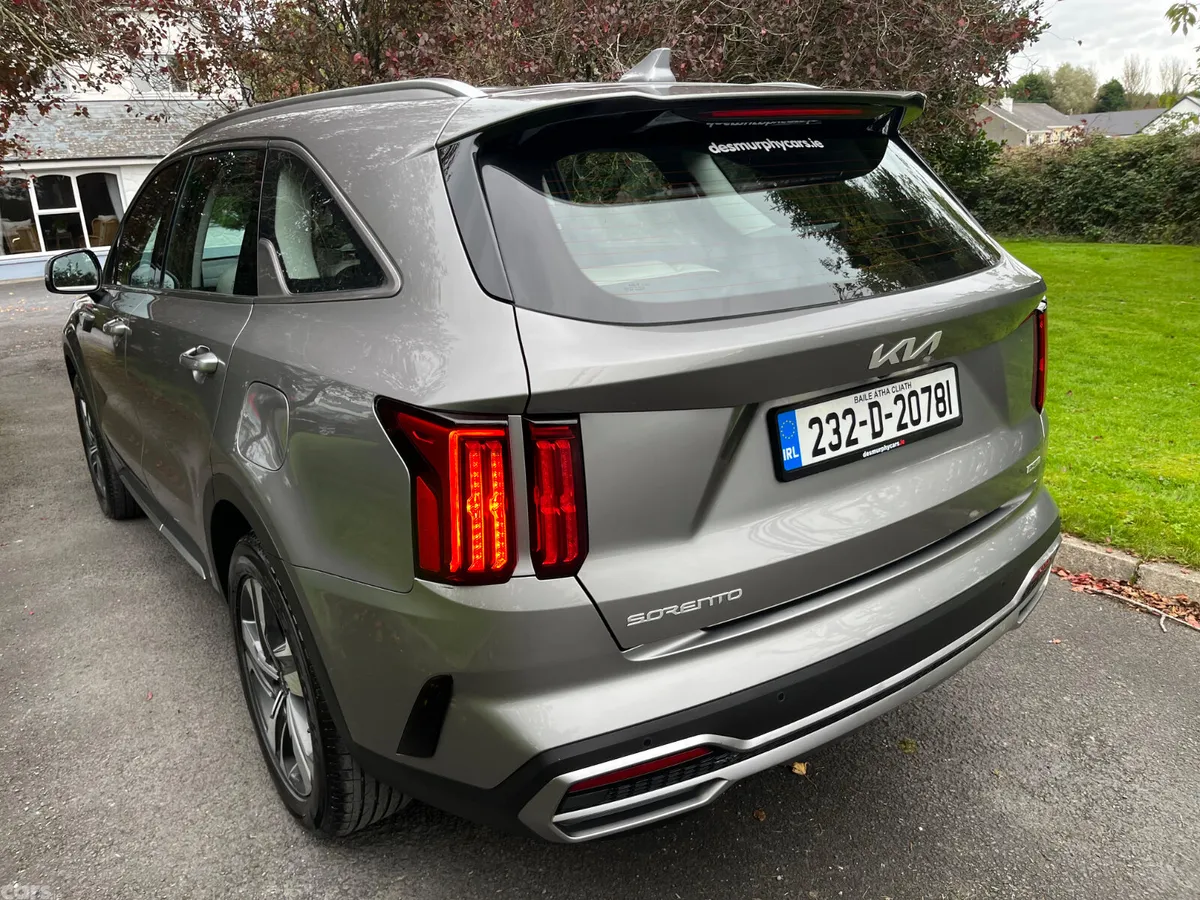 Kia Sorento SUV, Petrol Plug-in Hybrid, 2023, Grey