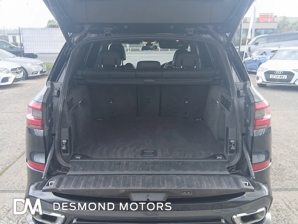 BMW X5 SUV, Diesel Hybrid, 2022, Black