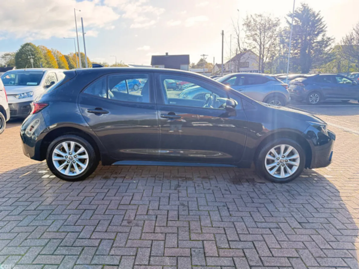 Toyota Corolla Hatchback, Petrol Hybrid, 2024, Black