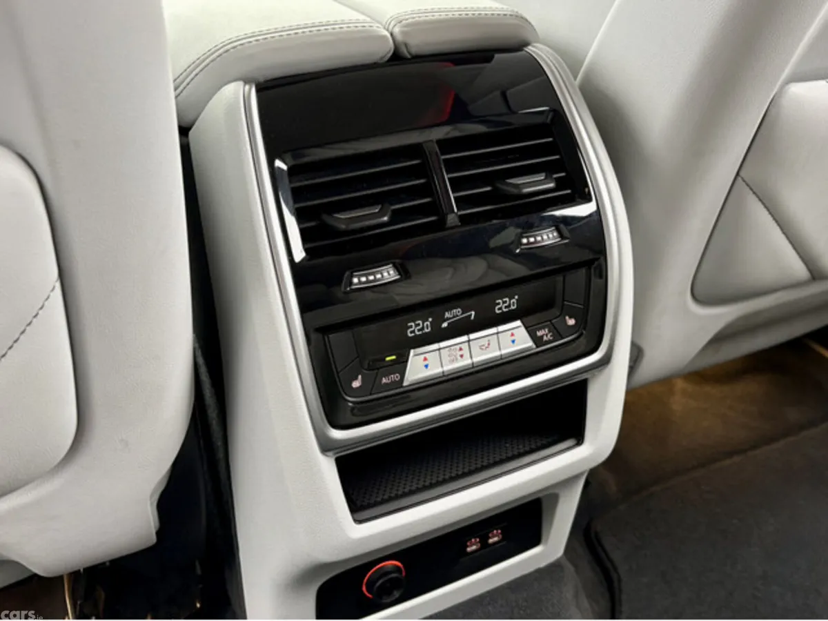 BMW XM Estate, Petrol Plug-in Hybrid, 2025, Blue
