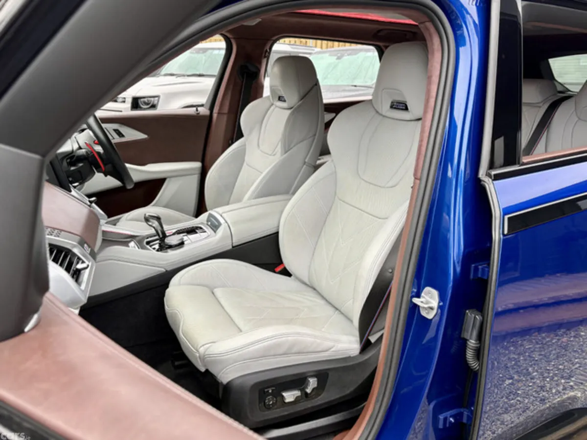 BMW XM Estate, Petrol Plug-in Hybrid, 2025, Blue