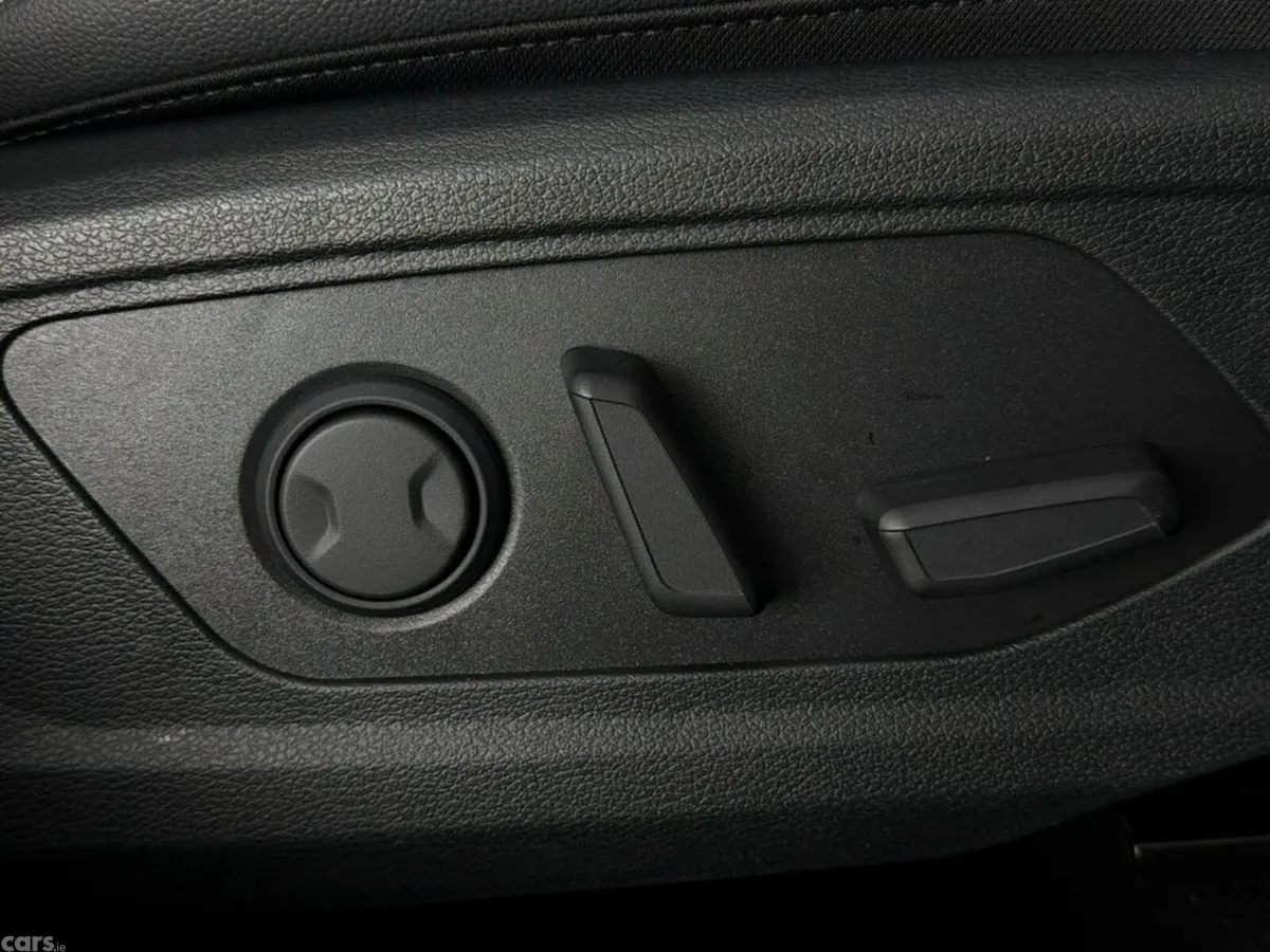Kia Sportage SUV, Diesel Hybrid, 2026, Red