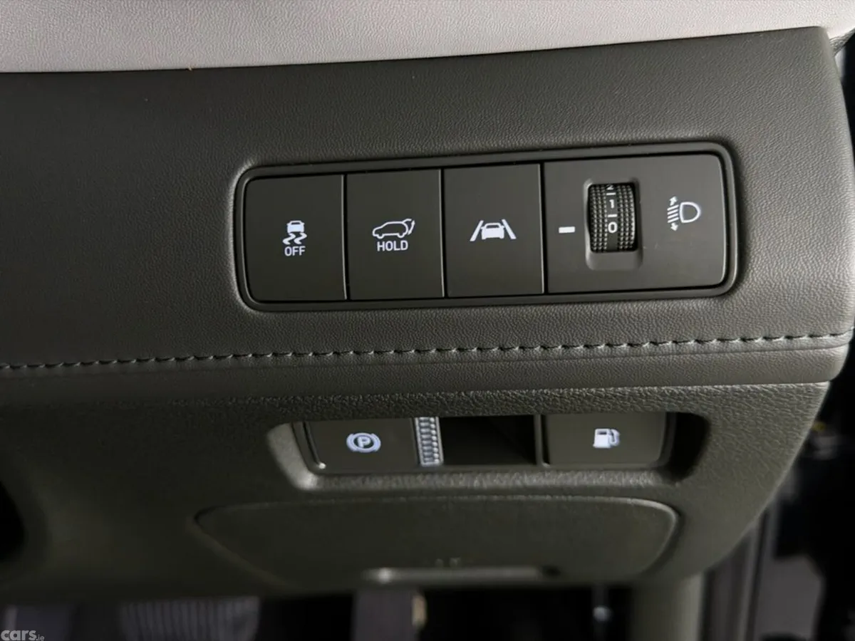 Hyundai Santa Fe SUV, Petrol Plug-in Hybrid, 2023, Black