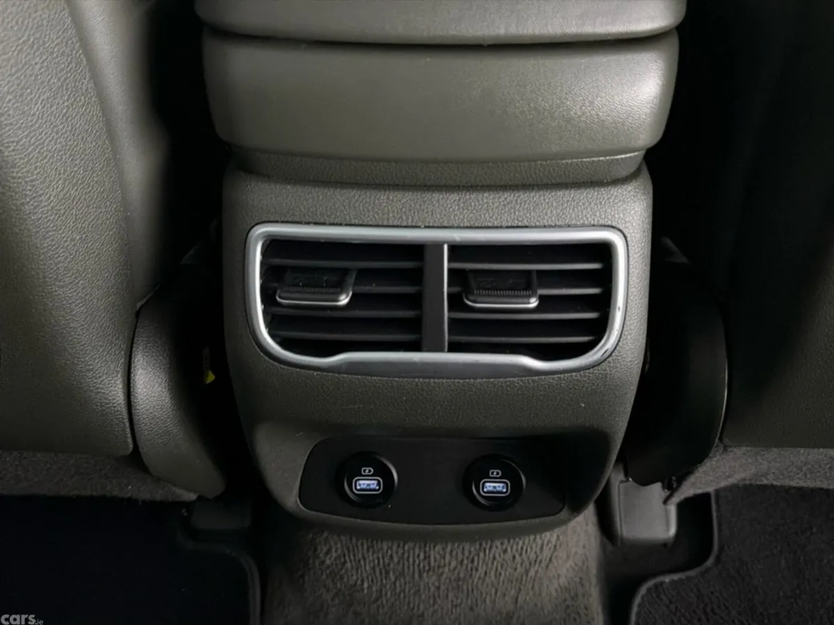 Hyundai Santa Fe SUV, Petrol Plug-in Hybrid, 2023, Black