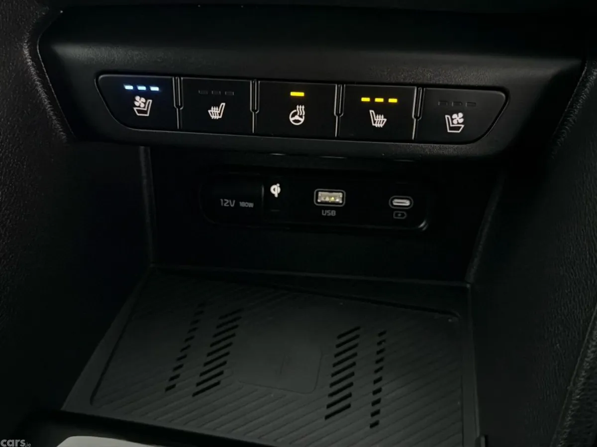 Kia Sportage SUV, Diesel Hybrid, 2025, Blue