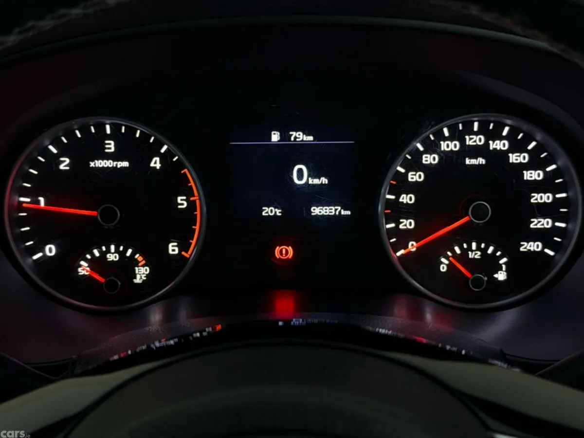 Kia Sportage SUV, Diesel Hybrid, 2021, Grey