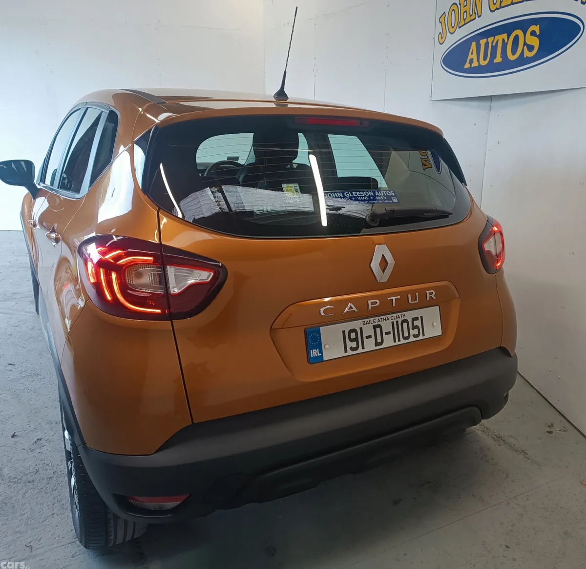 Renault Captur Hatchback, Petrol, 2019, Orange