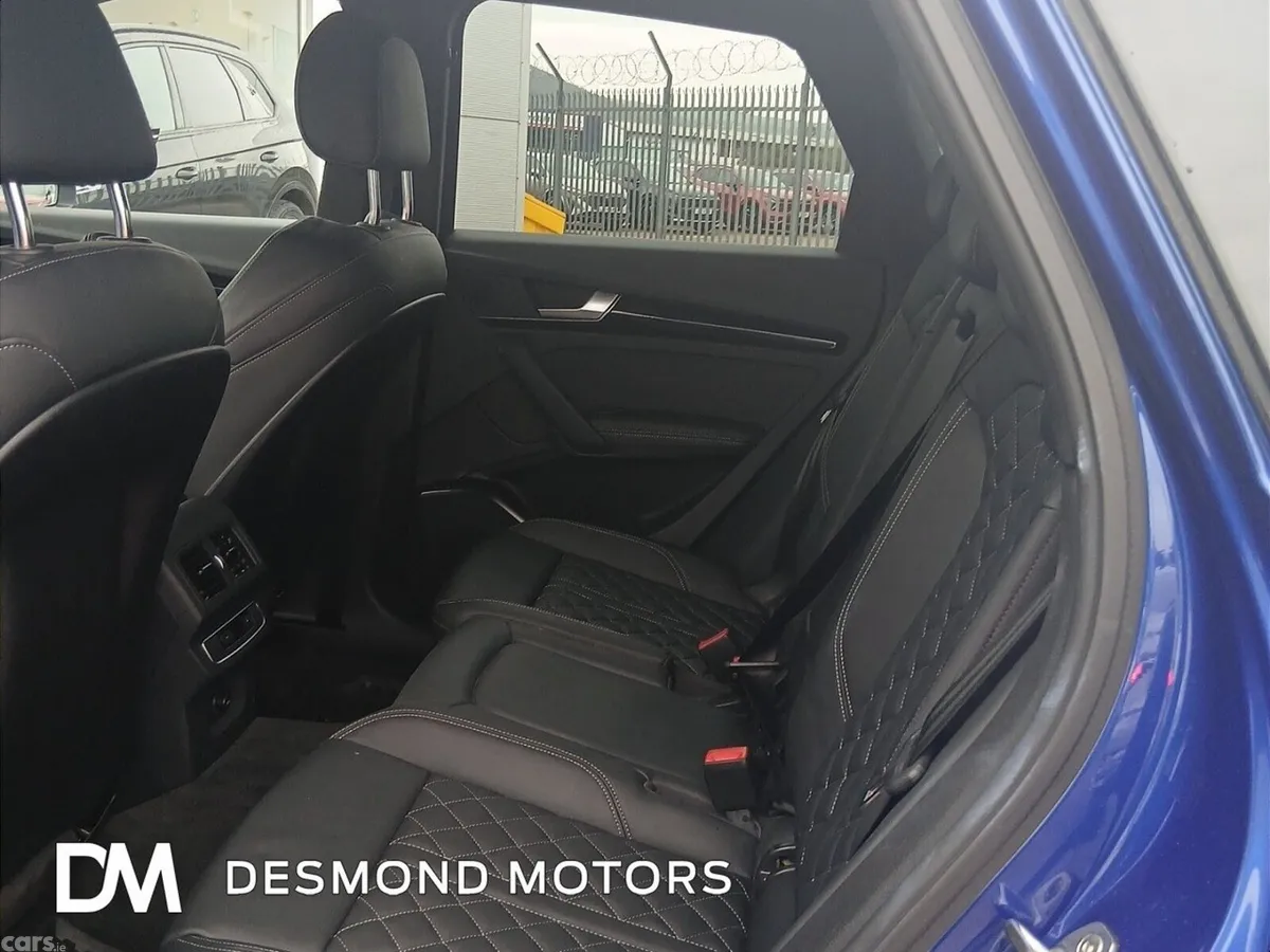 Audi Q5 SUV, Diesel Hybrid, 2022, Blue