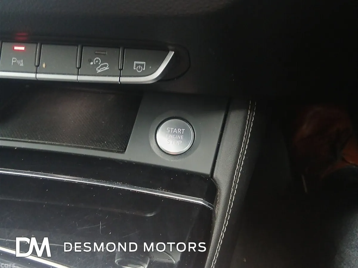 Audi Q5 SUV, Diesel Hybrid, 2022, Blue