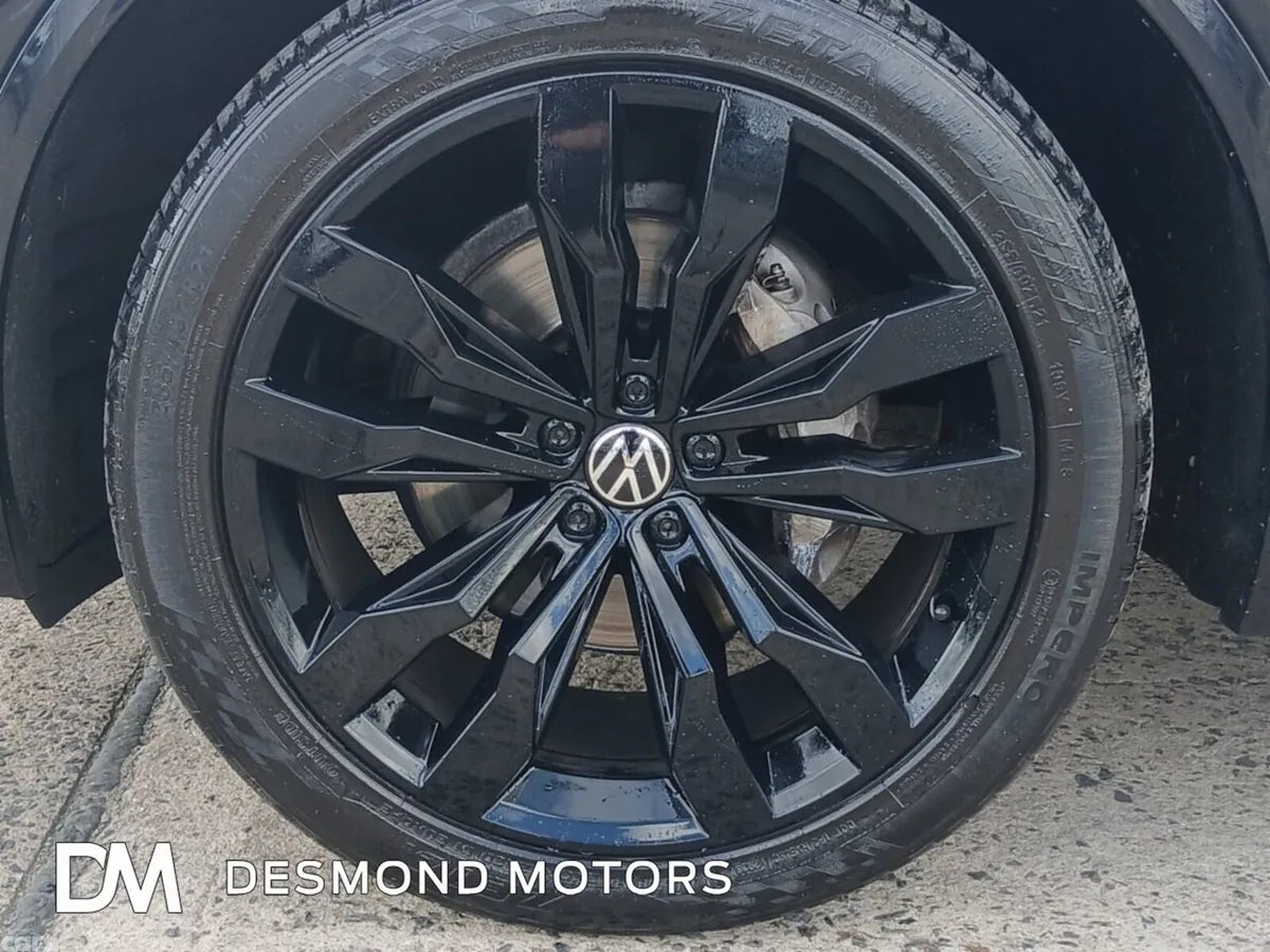 Volkswagen Touareg SUV, Diesel, 2021, Black