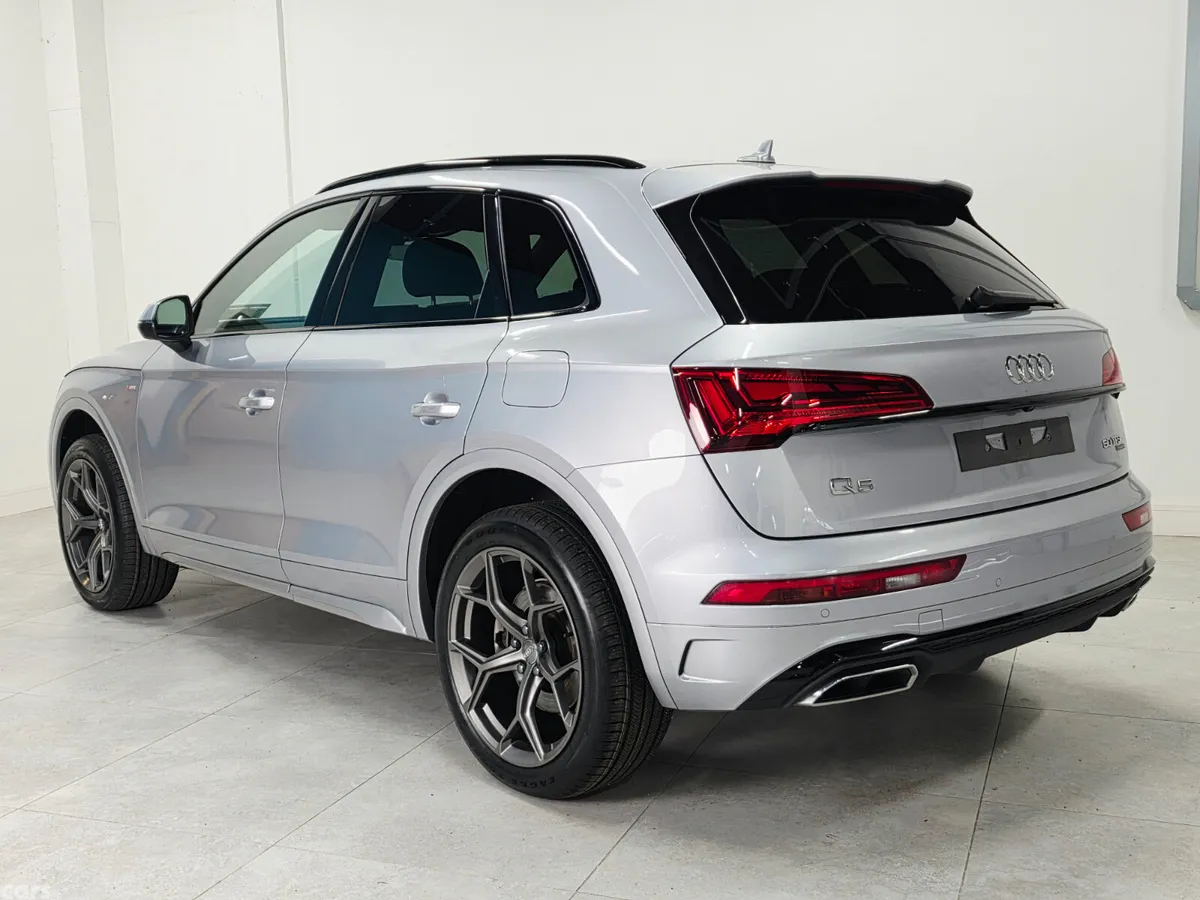 Audi Q5 SUV, Petrol Hybrid, 2022, Silver