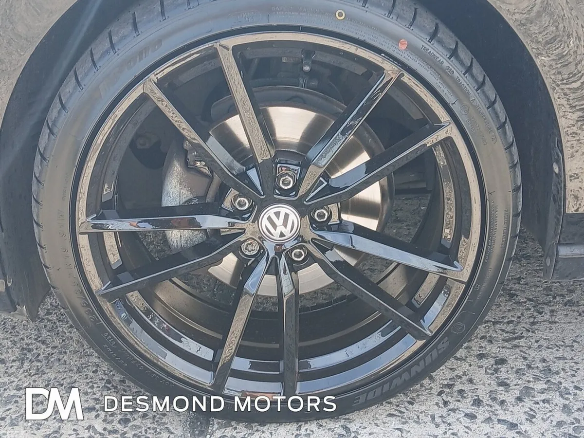 Volkswagen Golf Hatchback, Petrol, 2025, Black