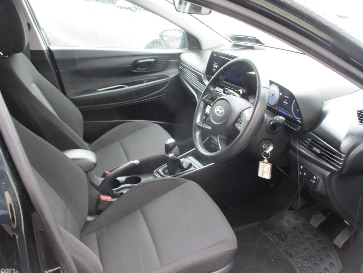Hyundai i20 Hatchback, Petrol, 2024, Black