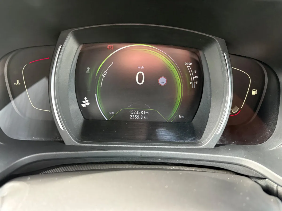 Renault Kadjar SUV, Diesel, 2016, Grey