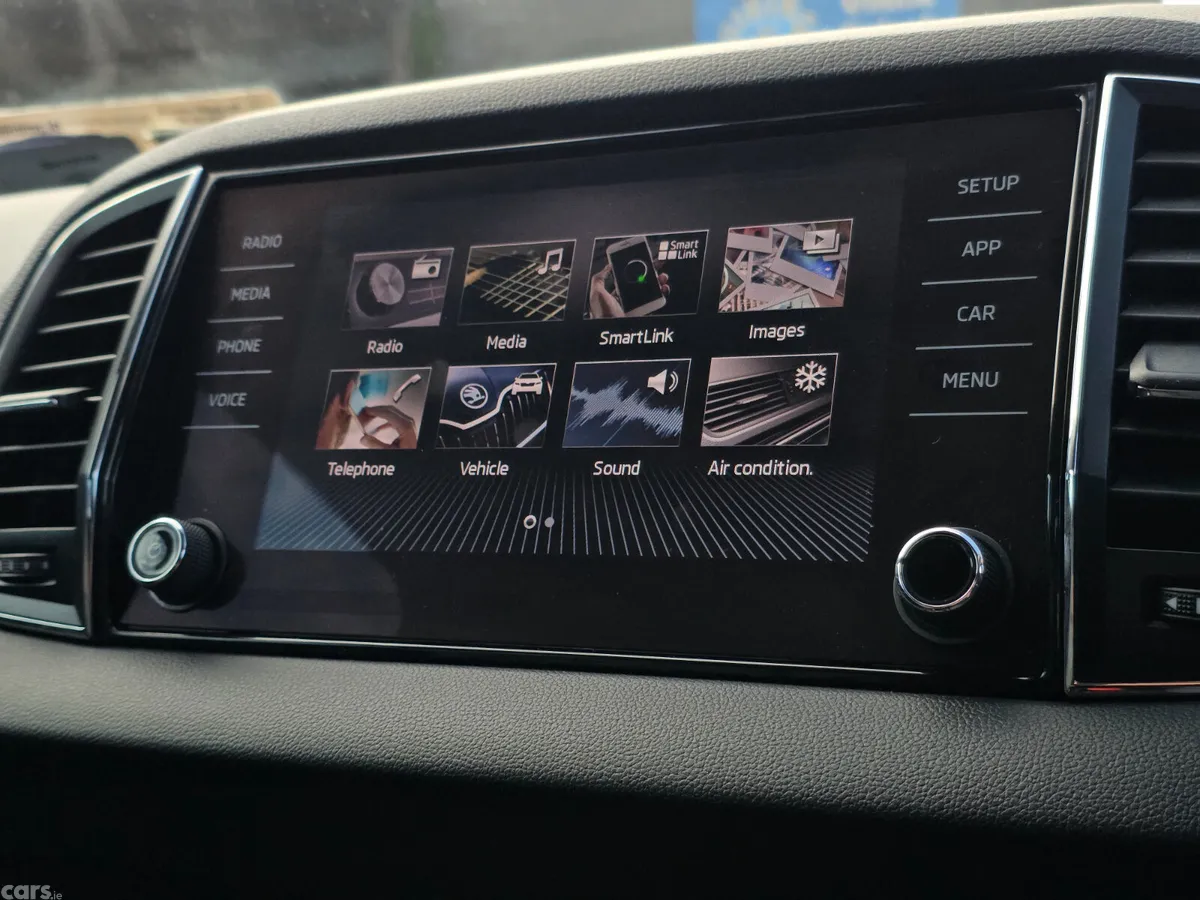 Skoda Karoq SUV, Diesel, 2019, Blue