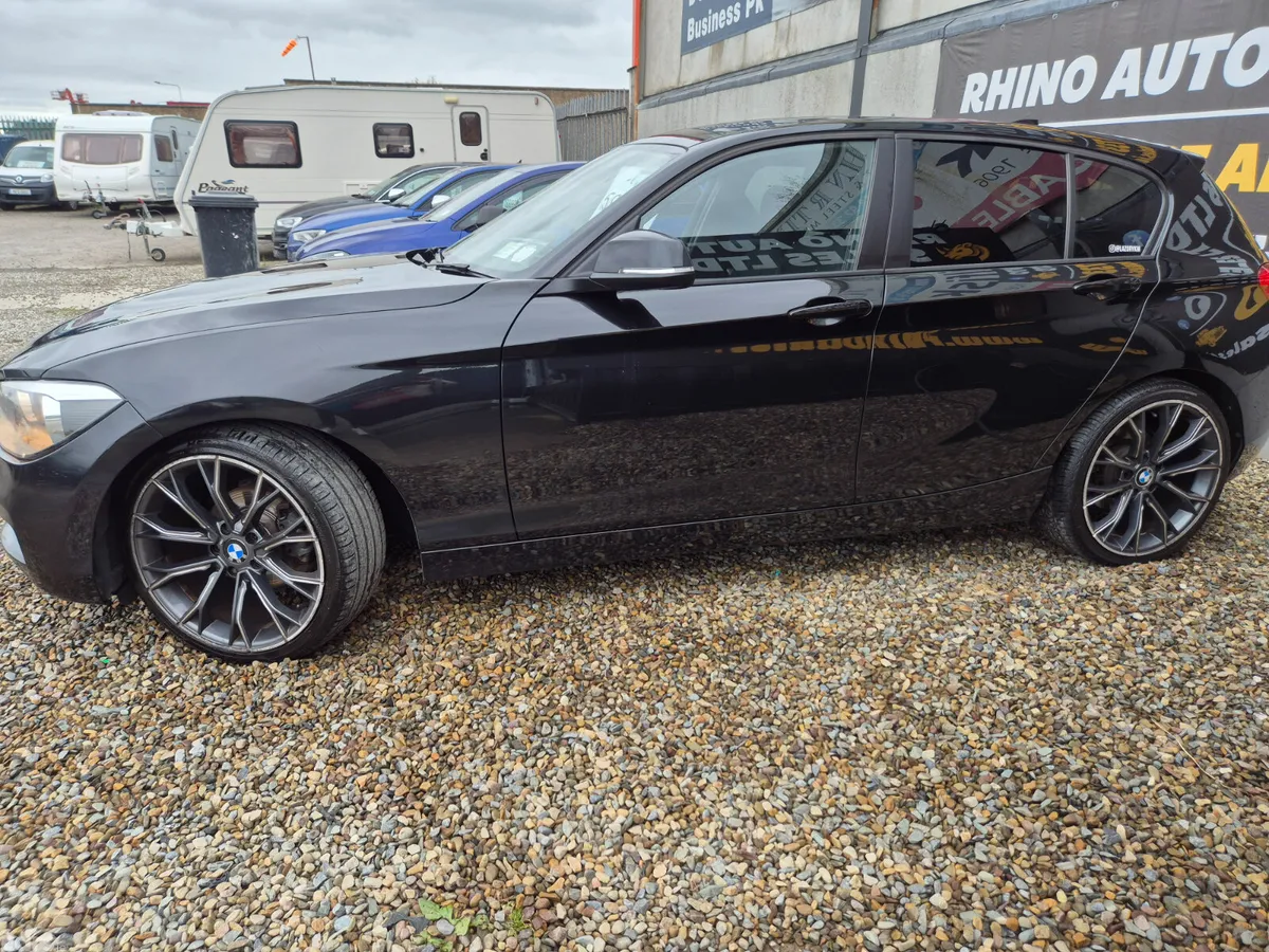 BMW 1-Series Hatchback, Diesel, 2013, Black