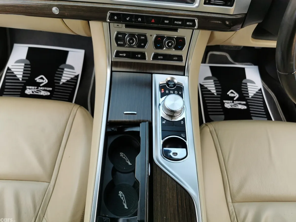 Jaguar XF Saloon, Diesel, 2011, White