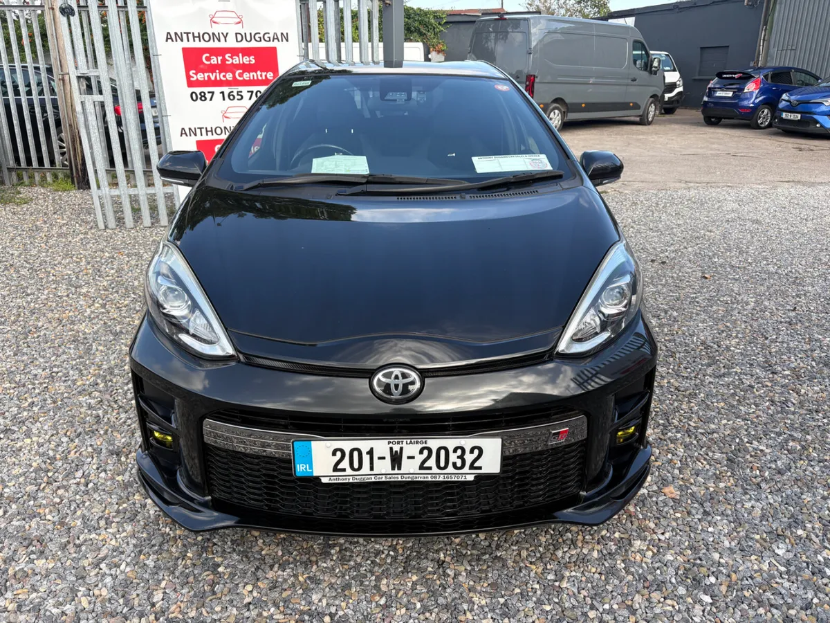 Toyota Aqua Hatchback, Petrol Hybrid, 2020, Black